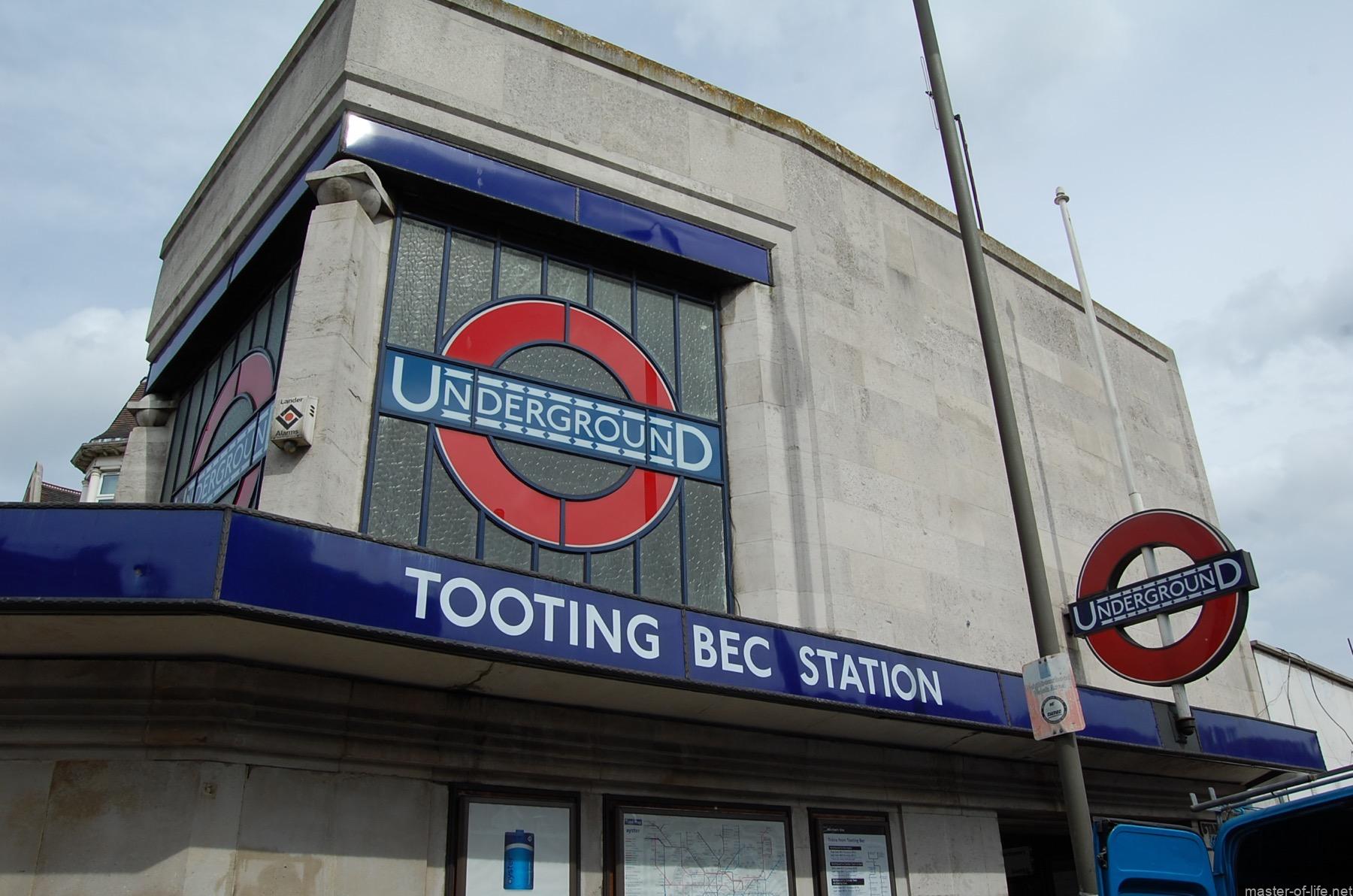 Tooting Bec Station