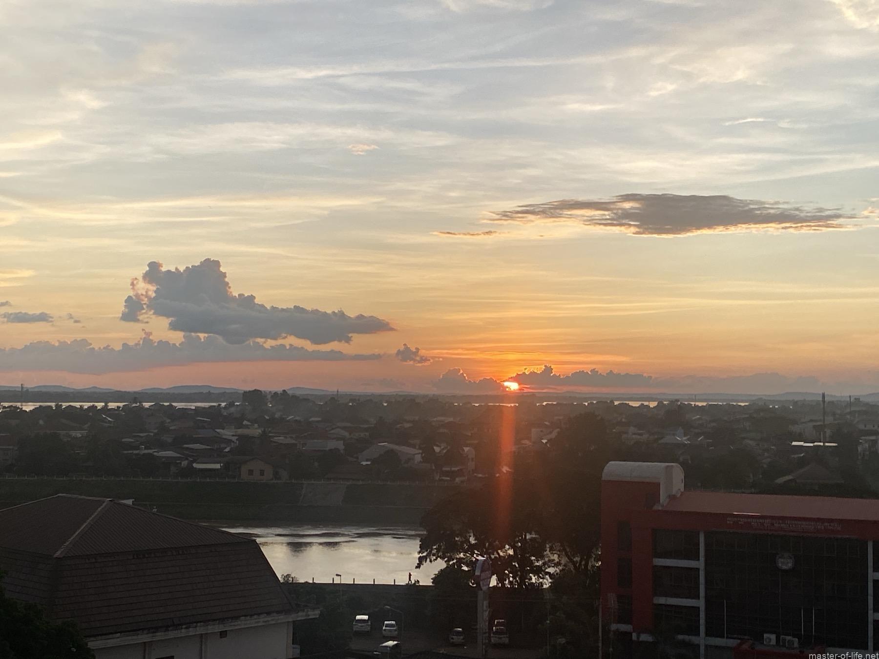 メコンの夕日